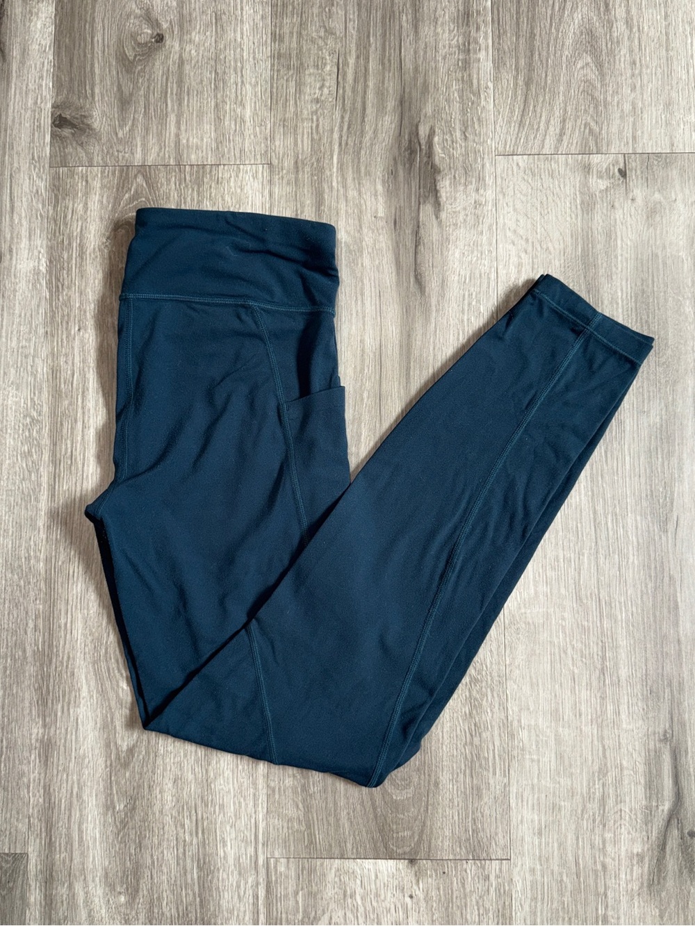 Athleta Girl blue leggings with pockets Size XXL/16 like new
